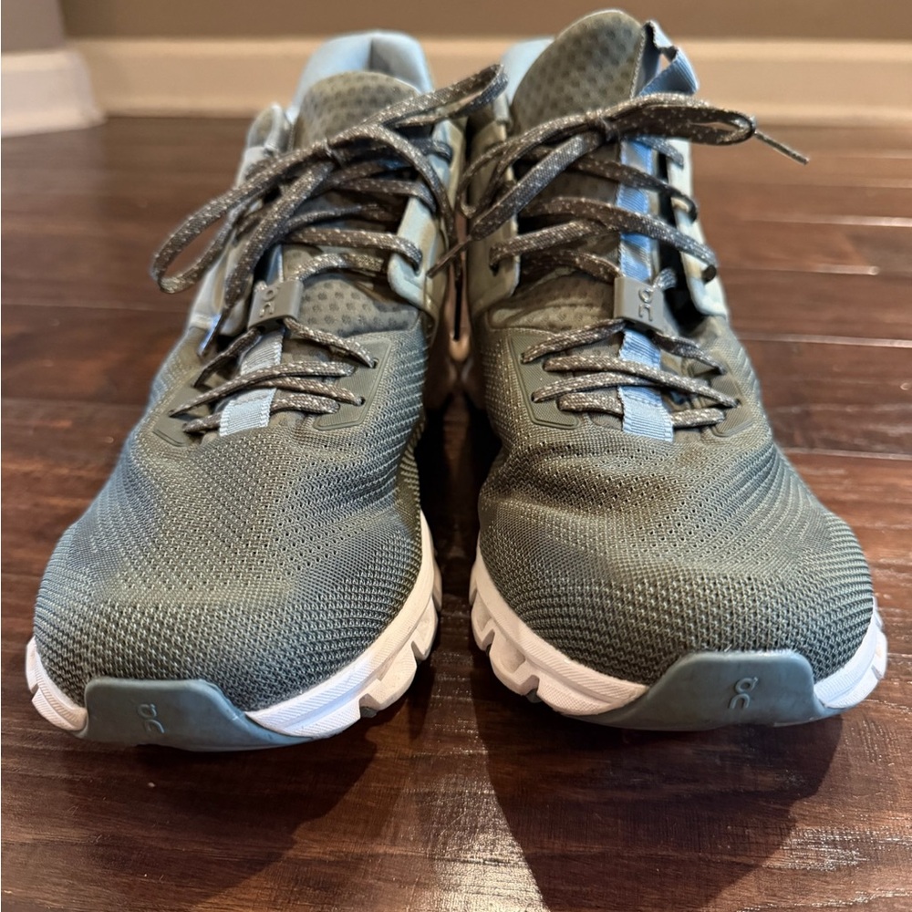 On Running Forest Green Sneakers with White Soles, Men’s Size 11.5 - Picture 4 of 5